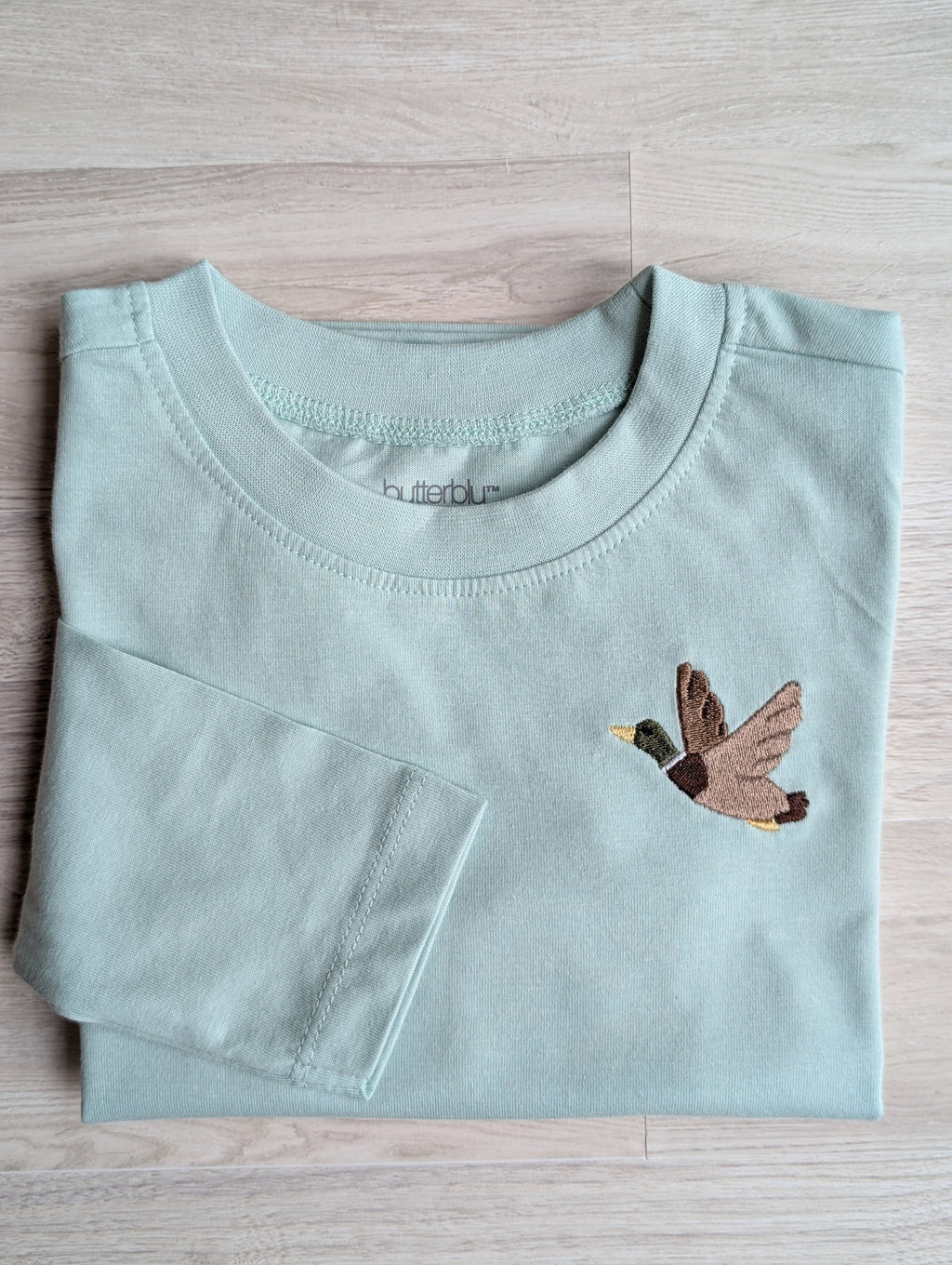 Frost Pack organic cotton shirt with animal embroidery